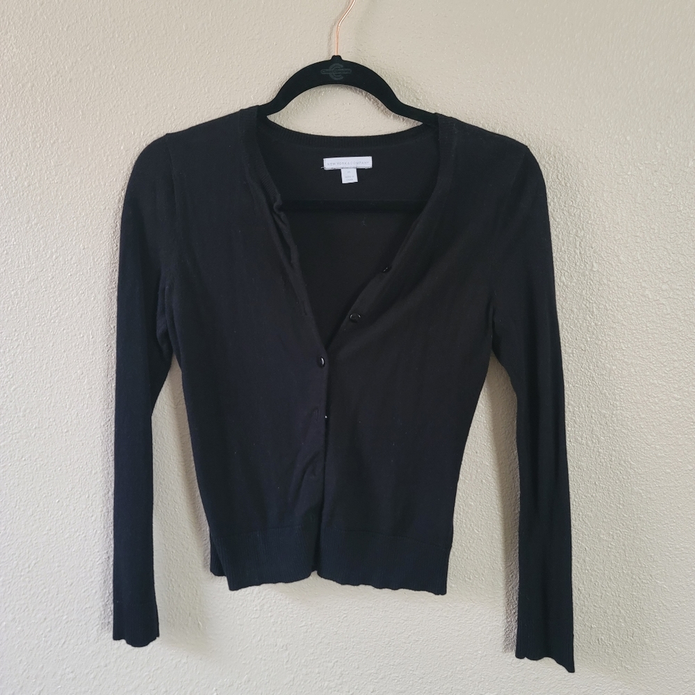 ✨️BOGO✨️New York and Co. Women's Black Button Down Cardigan Size XS